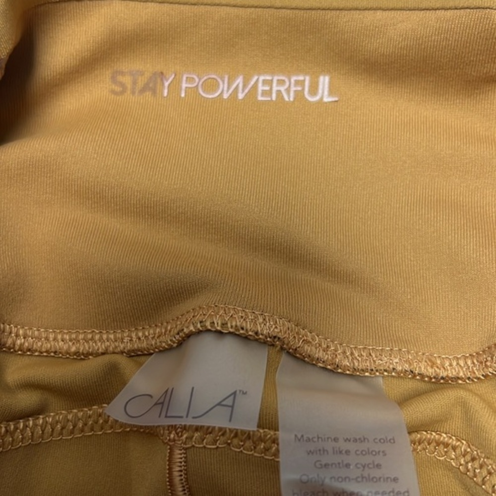 CALIA - Picture 7 of 10